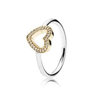NWT Pandora gold heart ring!